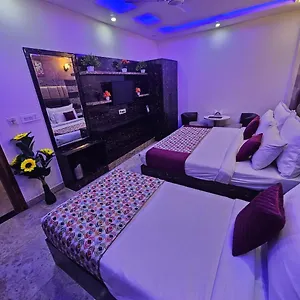 Tu Casa International Near Delhi Airport Indien