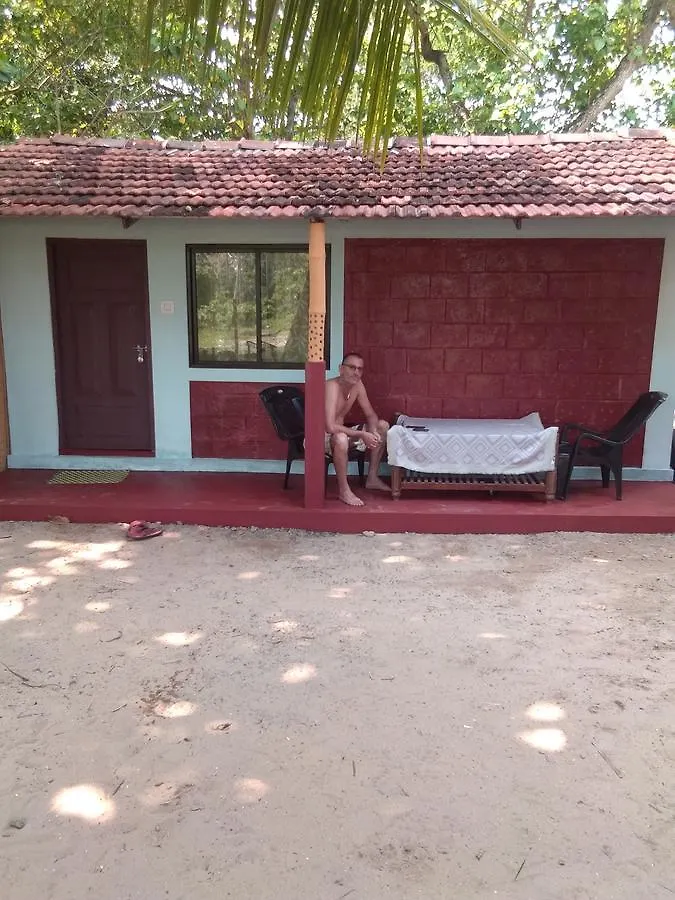 *** Frühstückspension Funky Art Beach House Alappuzha Indien